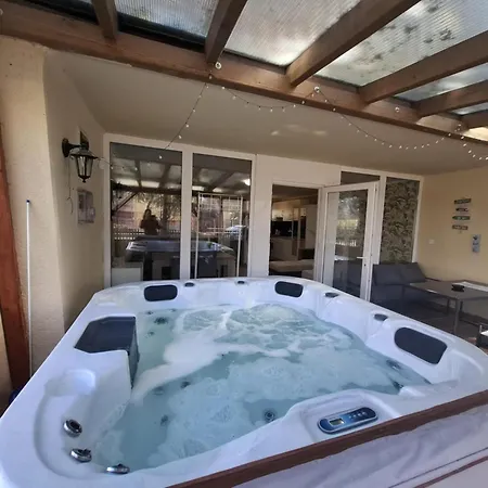 Holiday home Pacsirta Vendeghaz